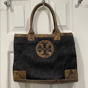 💕Tory Burch Ella snakeskin trim great for Fall!